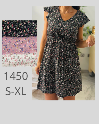 Vestido corto negro con flores, sobre fondo claro, disponible en tallas S-XL.