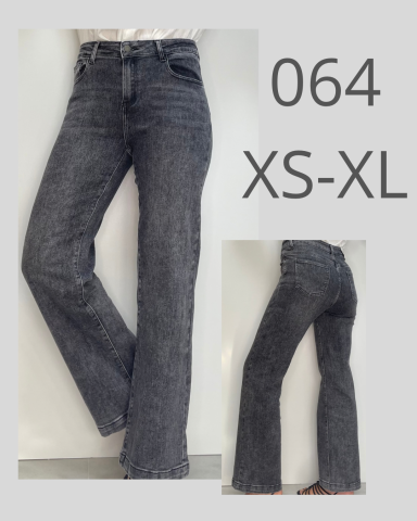 Pantalones de mezclilla de corte recto en tonos oscuros, disponibles en tallas XS a XL.