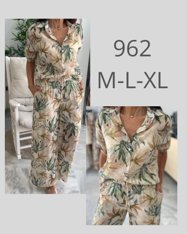 Conjunto de pantalón y camisa con estampado de hojas, disponible en tallas M, L y XL.
