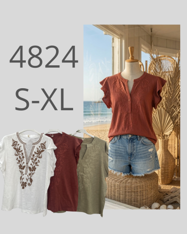 Conjunto de blusas en tonos claros y oscuros, con pantalones cortos en un ambiente de playa.