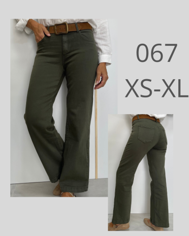Pantalones de talle alto en color verde oliva, disponibles en tallas XS a XL.