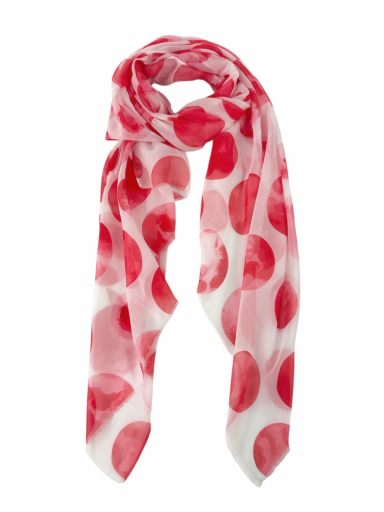 Bufanda blanca con grandes manchas rojas.