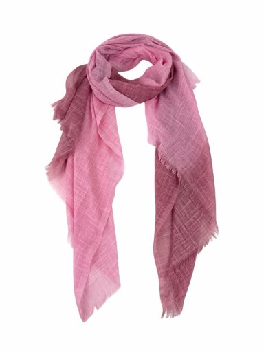 Bufanda de tela ligera en tonos degradados de rosa.