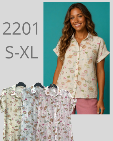 Camisa de flores en tonos suaves, disponible en tallas S-XL.